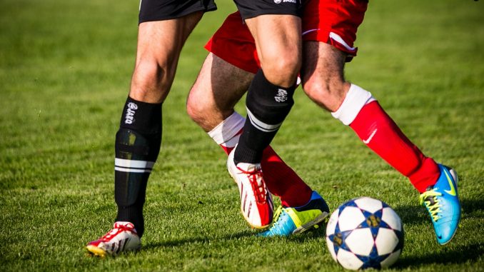 football-606235_1280